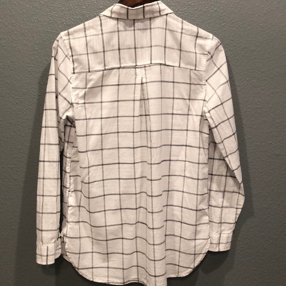 Old Navy Classic Shirt - Picture 4 of 6